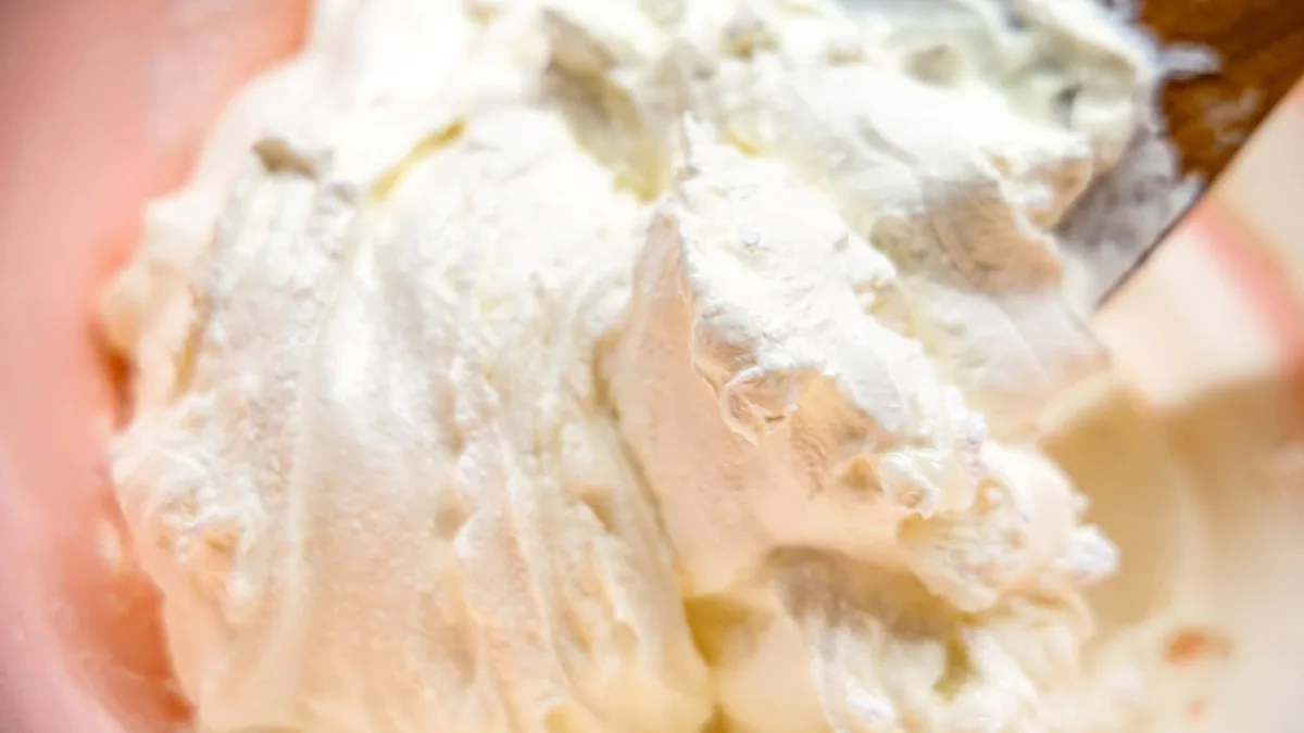 La crème qui ne retombe pas